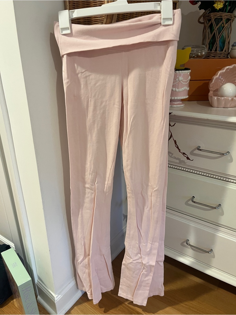 Brandy Melville priscilla Light Pink Fold-Over Waist Flared Leggings